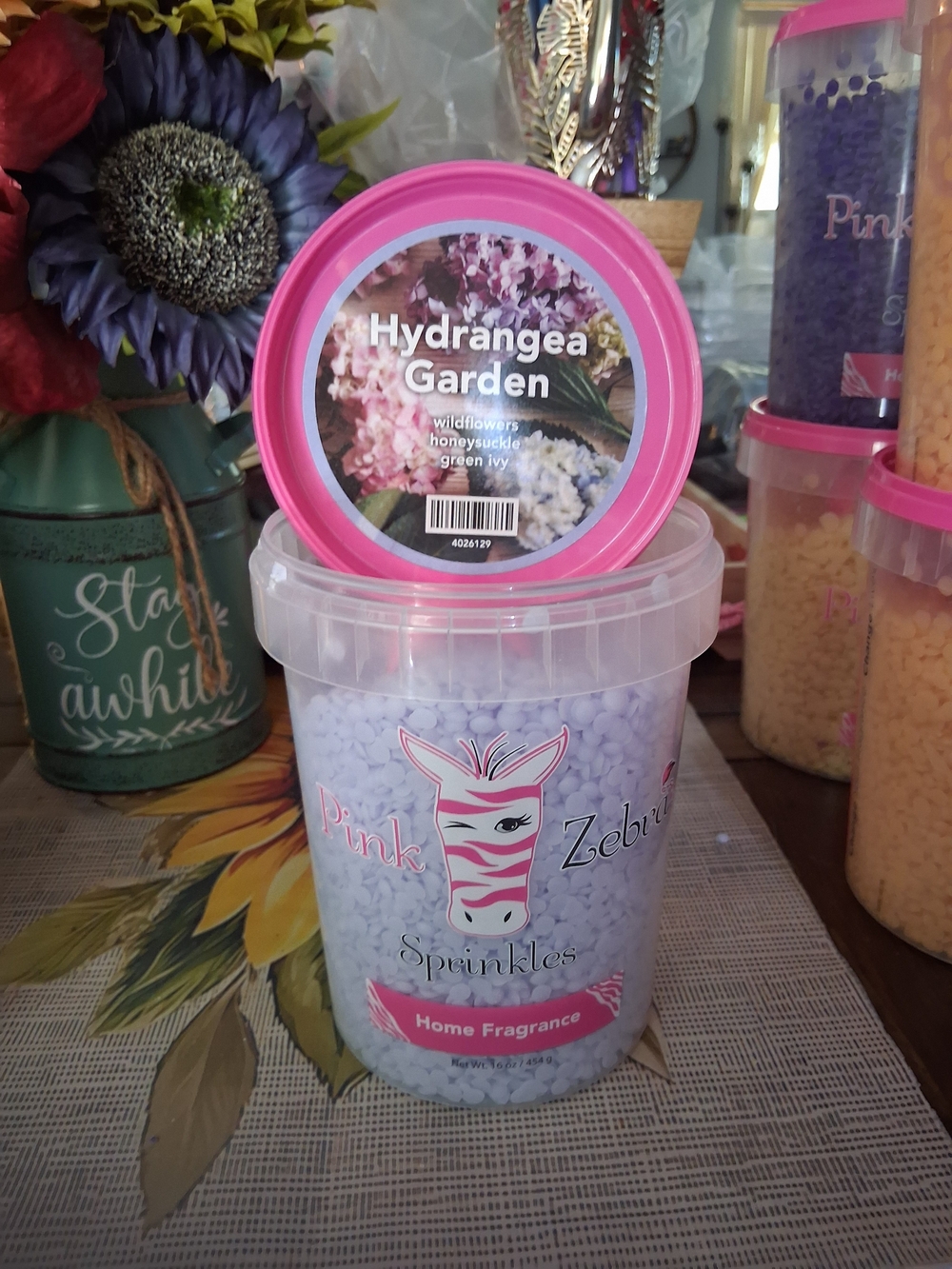 Pink Zebra Hydrangea Garden Pink & Light Blue Sprinkles Home Fragrance